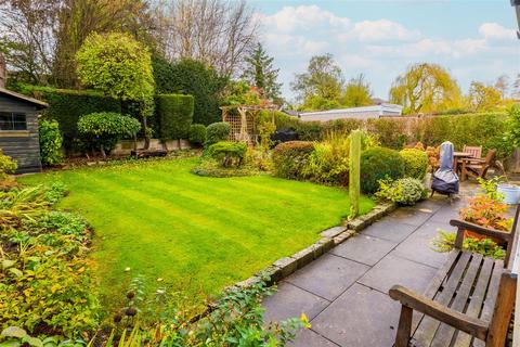 33 Broomfield, Leeds, LS16 6AE