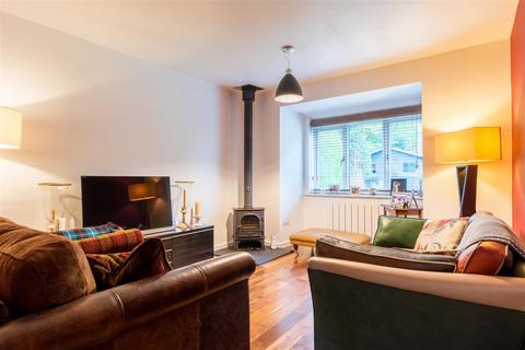33 Broomfield, Leeds, LS16 6AE