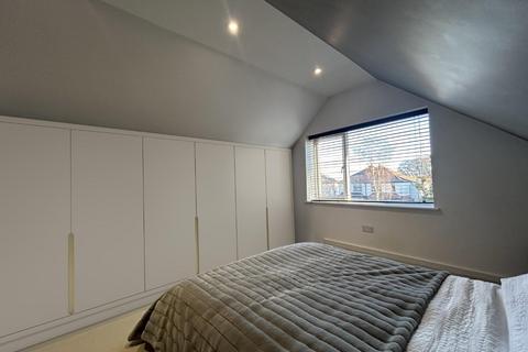 33 Broomfield, Leeds, LS16 6AE
