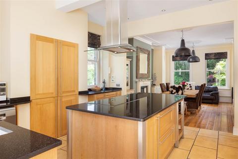 6 bedroom detached house for sale, Old Park Road, Leeds LS8