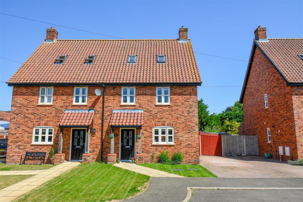 Norwich Road, Horsham St. Faith 4 bed semidetached house £350,000