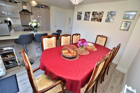 3 Dobson Close, Wigston, LE18 3UQ