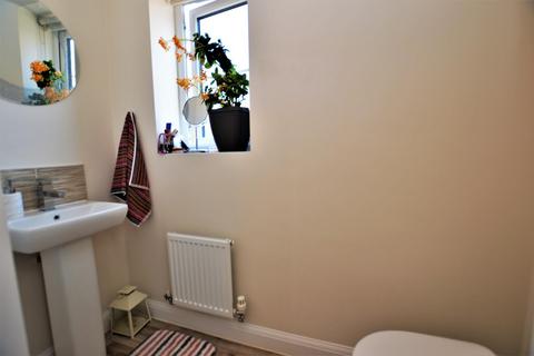 3 Dobson Close, Wigston, LE18 3UQ