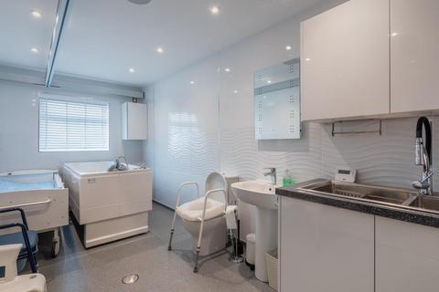 13 Beale Close, Bishops Tachbrook, Leamington Spa, CV33 9QT