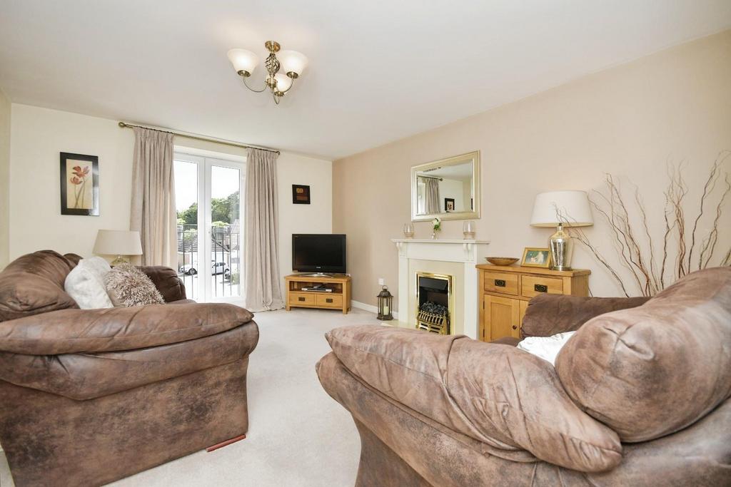 Southwood Grove, Wadsley Park Village, S6 2 bed flat for sale £130,000