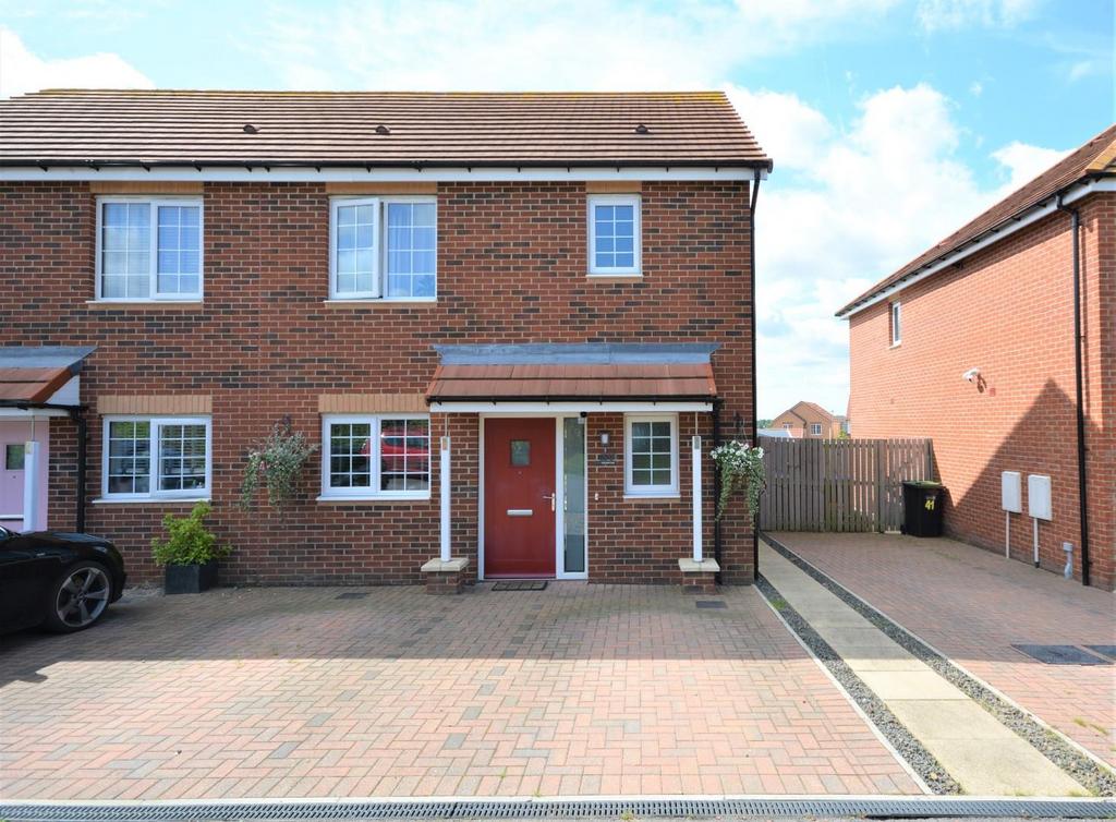 Bradbury Way, Chilton, Ferryhill, Durham 3 bed semidetached house for