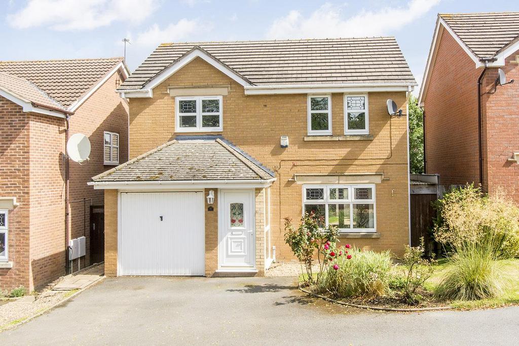 Balmoral Close, Market Harborough 4 bed detached house for sale £400,000