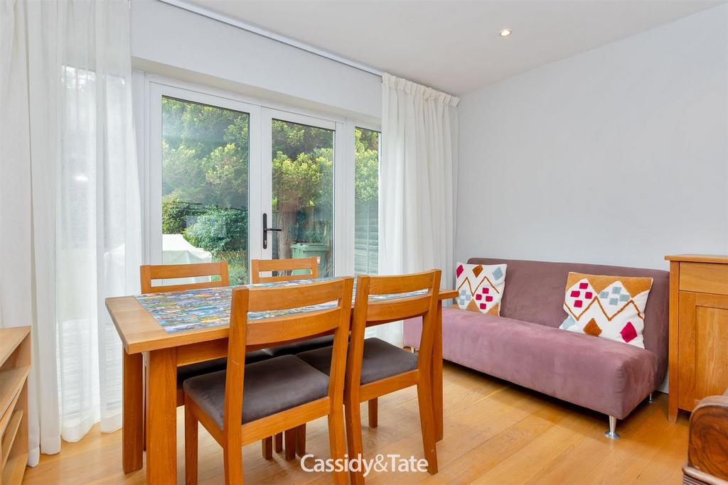 152 Marshalswick Lane 043.jpg