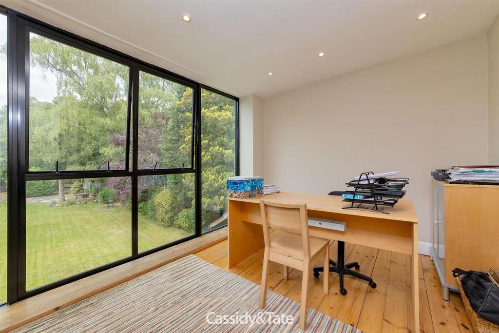 152 Marshalswick Lane 005.jpg