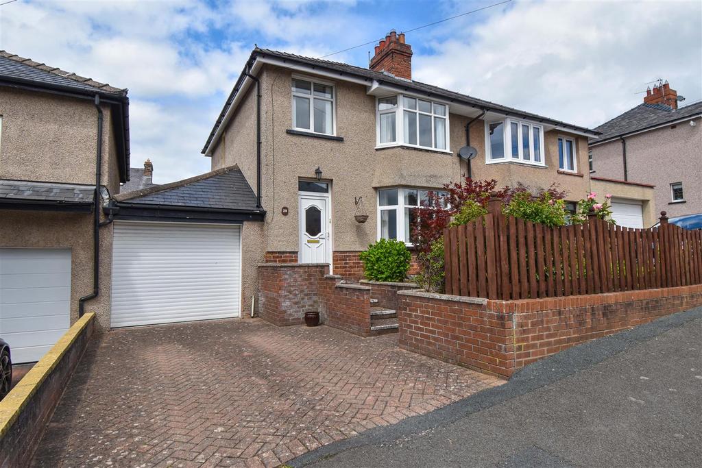 Croft Avenue, Penrith 3 bed semidetached house for sale £275,000