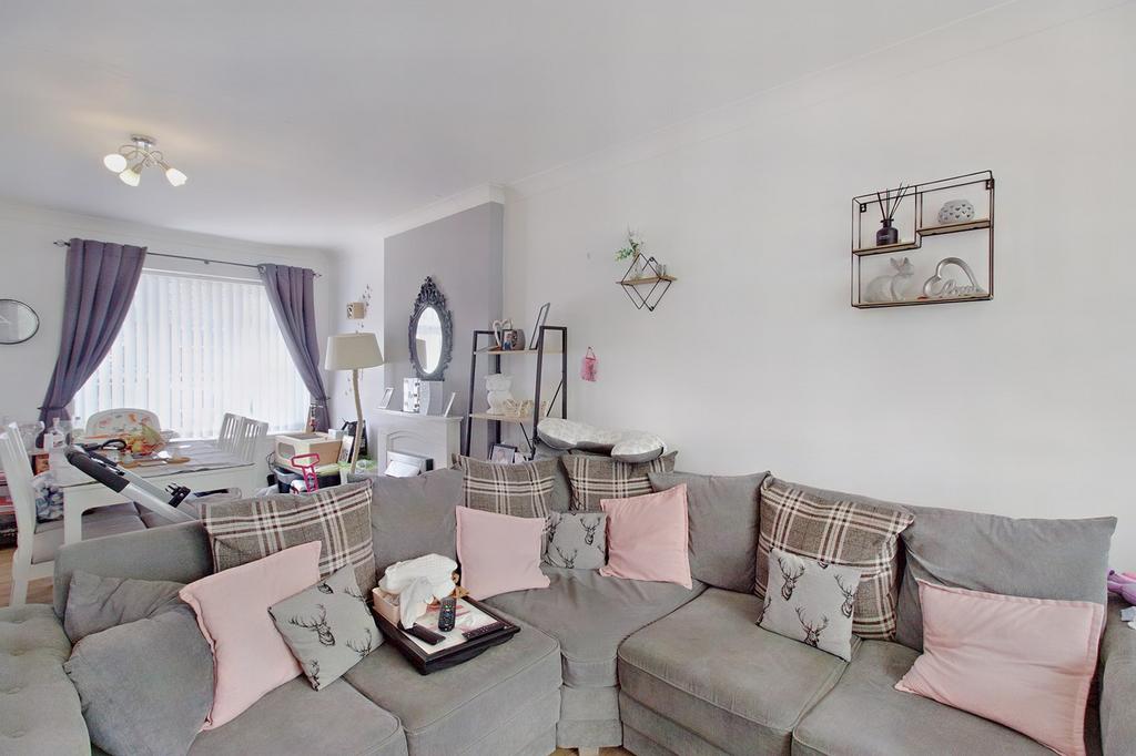 Springston Road, Hartlepool, TS26 3 bed detached house £190,000