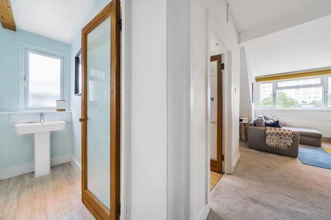 Flat 3, 9 Avenue Gardens, London, W3 8HA