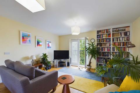3 bedroom apartment for sale, Adrian Close, Boxmoor