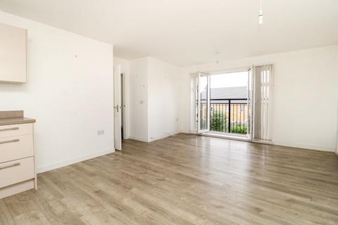 2 bedroom apartment to rent, Beauvais Avenue, Shortstown, Bedford