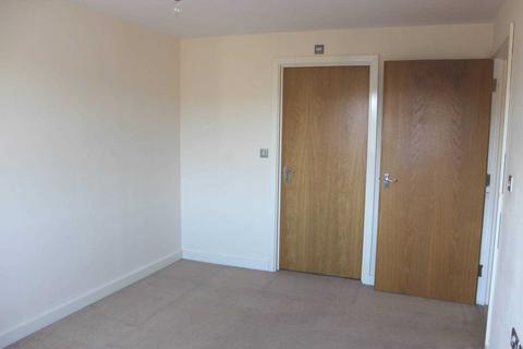 1 bedroom apartment to rent, Defence Close, West Thamesmead, SE28 0NQ