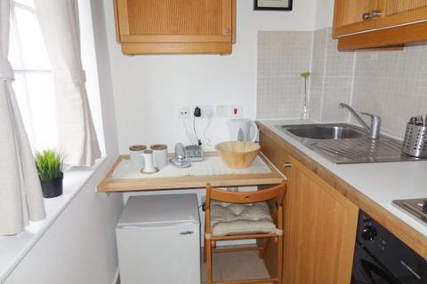 Studio to rent, North Gower Street, Euston, London, NW1