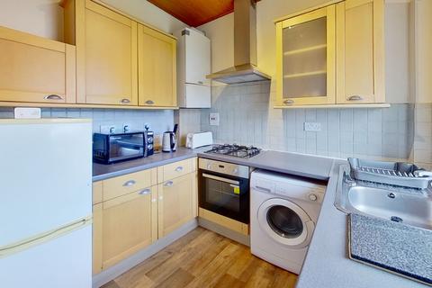 2 bedroom flat to rent, Northfield Farm Road, Willowbrae, Edinburgh, EH8