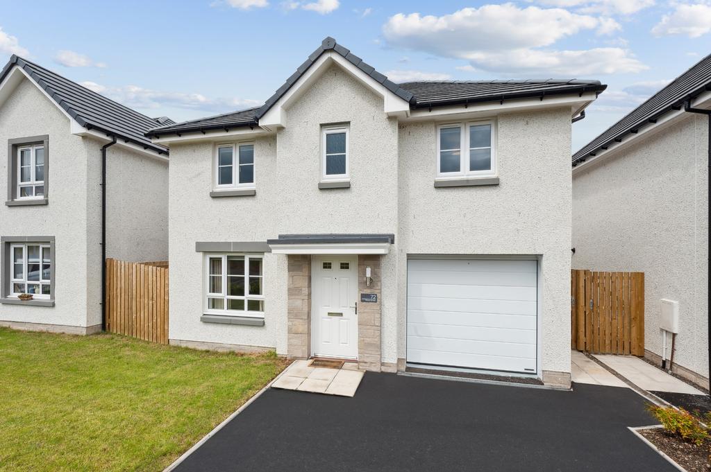 Preta Street, Huntingtower, Perth, Perthshire, PH1 3YB 4 bed detached