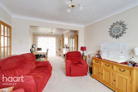55 Ferry Road, Hullbridge, Hockley, SS5 6DN