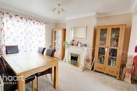 55 Ferry Road, Hullbridge, Hockley, SS5 6DN