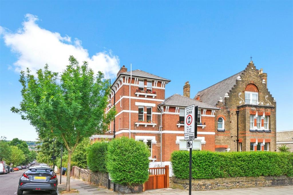 Carleton Road, London, N7 1 bed apartment for sale £400,000