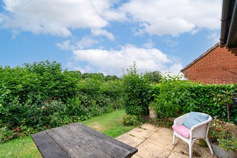 1 bedroom retirement property for sale - Emerton Garth, Northchurch HP4