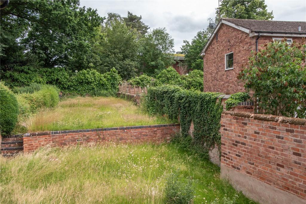 115 Worcester Road
