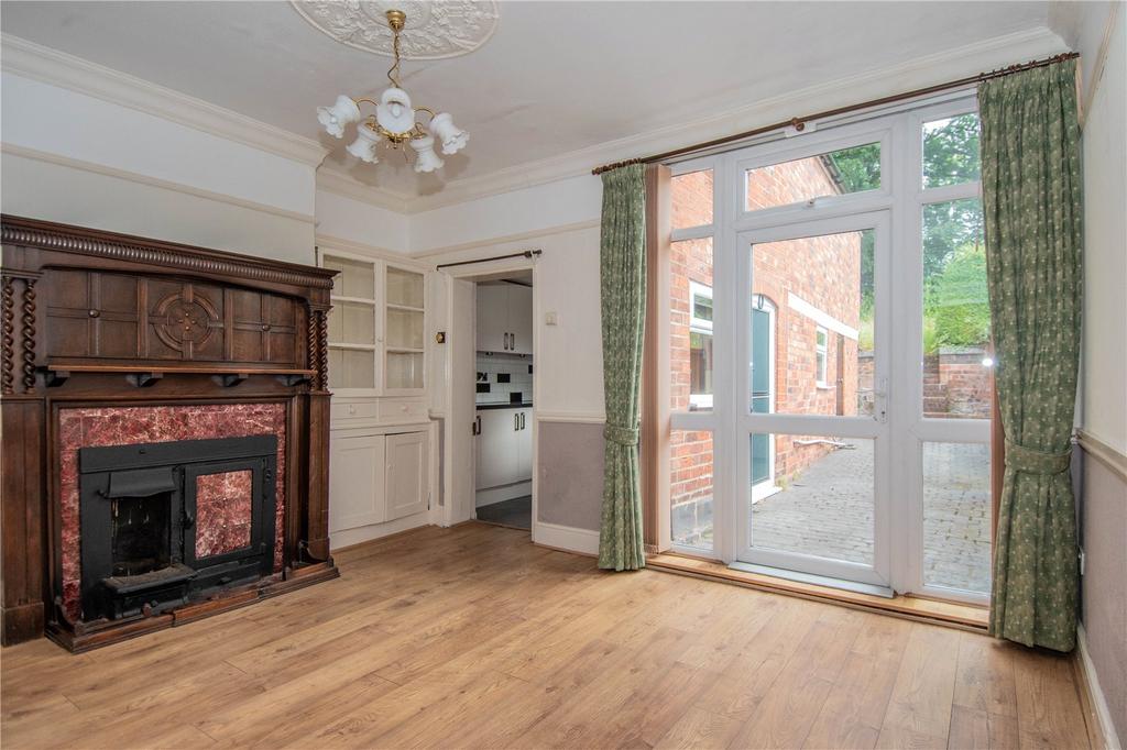 113 Worcester Road