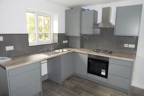 2 bedroom terraced house to rent, Syke Street, Earlsheaton, Dewsbury