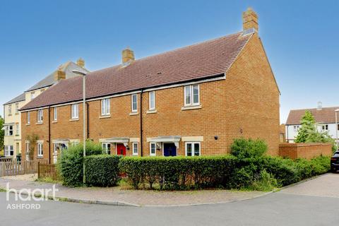 7 Broadview Close, Kingsnorth, Ashford, TN25 7AQ