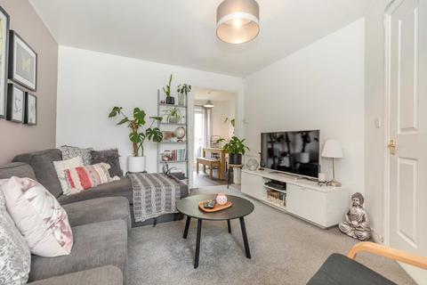 2 bedroom terraced house for sale, Tavistock Mews, Leeds