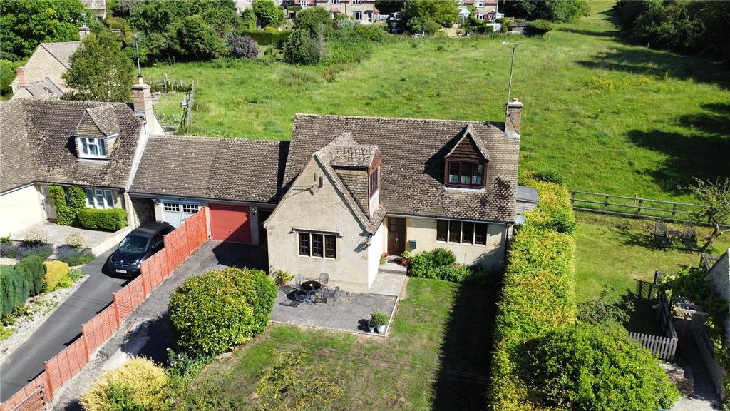 Queen Street, Chedworth, Cheltenham, Gloucestershire, GL54 3 bed link