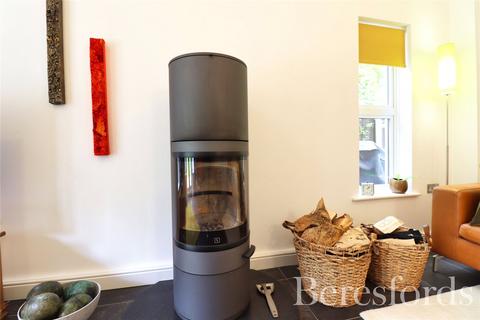 2 Baynard Avenue, Little Dunmow, Dunmow, CM6 3FF