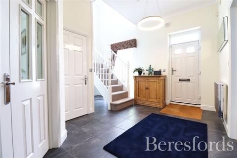 2 Baynard Avenue, Little Dunmow, Dunmow, CM6 3FF