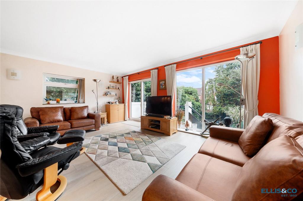 Holly Park Gardens, Finchley, N3 3 bed apartment for sale £800,000