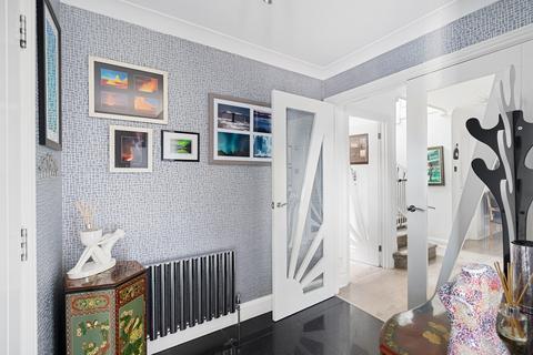 160 Bush Road, Cuxton, Rochester, ME2 1HB