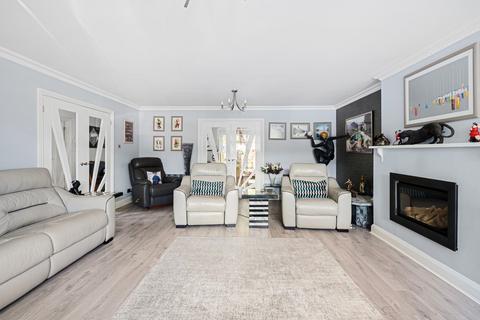 160 Bush Road, Cuxton, Rochester, ME2 1HB