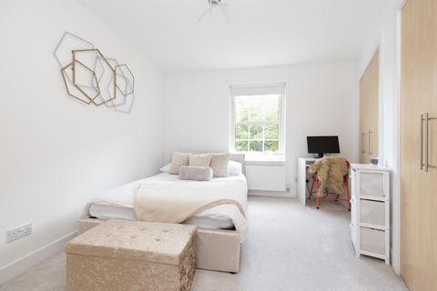 55 Esk Bridge, Penicuik, EH26 8QR