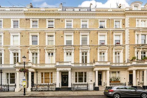 Flat 1, 42 Clanricarde Gardens, London, W2 4JW