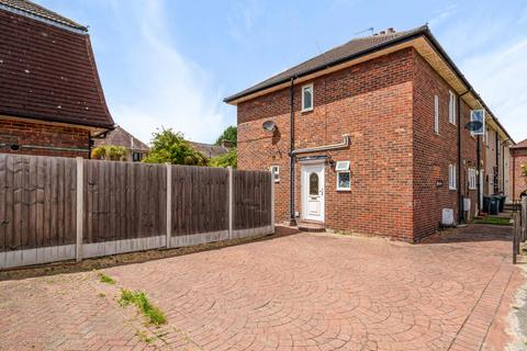 5 Knapmill Way, London, SE6 3TD