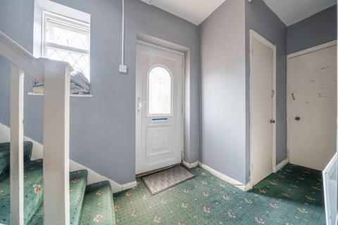 5 Knapmill Way, London, SE6 3TD