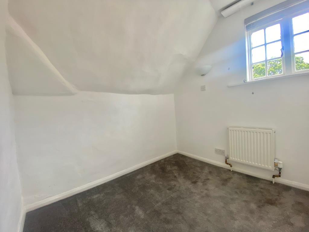 High Street, Streatley, RG8 3 bed cottage to rent £1,795 pcm (£414 pw)