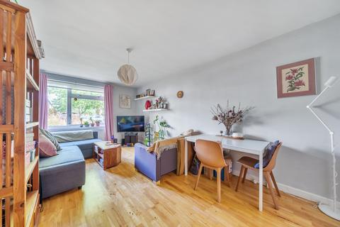 1 bedroom flat for sale - Borland Road, Teddington, TW11