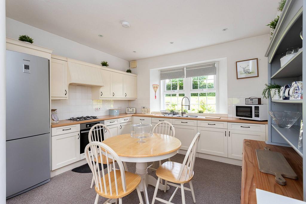 Pitermo Cottages, Lundie, Dundee, DD2 5NU 3 bed bungalow for sale £