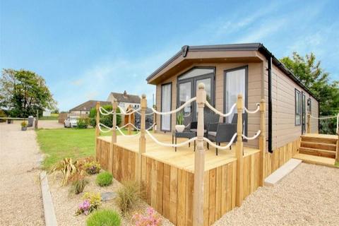 2 bedroom lodge for sale, The Nurseries Holiday Park, Mumby LN13