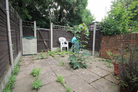 81 Myrtle Road, Hounslow, TW3 1QE