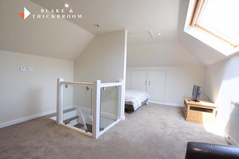 4 bedroom detached bungalow for sale, St Johns Road, Clacton-on-Sea