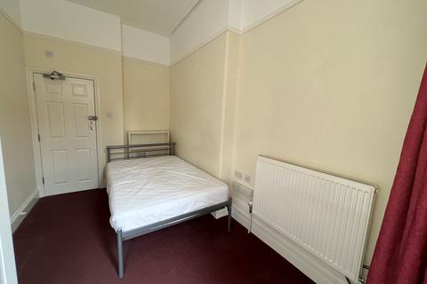 1 bedroom in a house share to rent, Holyhead Road, Coventry, CV1