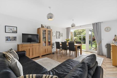 59 Vantage Copse, Bursledon, Southampton, SO31 1ES