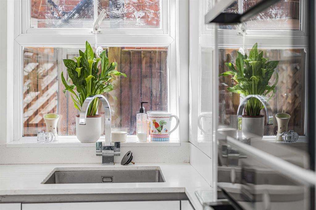 Kitchen/Breakfast Ro